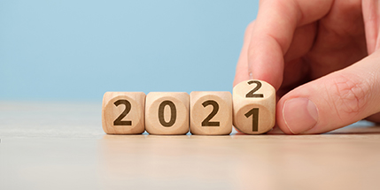 «Buen viaje al año que se va y bienvenido 2022». Publicado por Restauración News el 22 de diciembre de 2021.